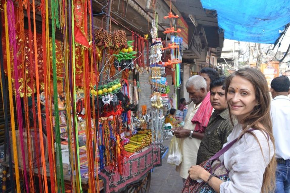 Day Customized Delhi Shopping Tour With Female Consultant - Directions