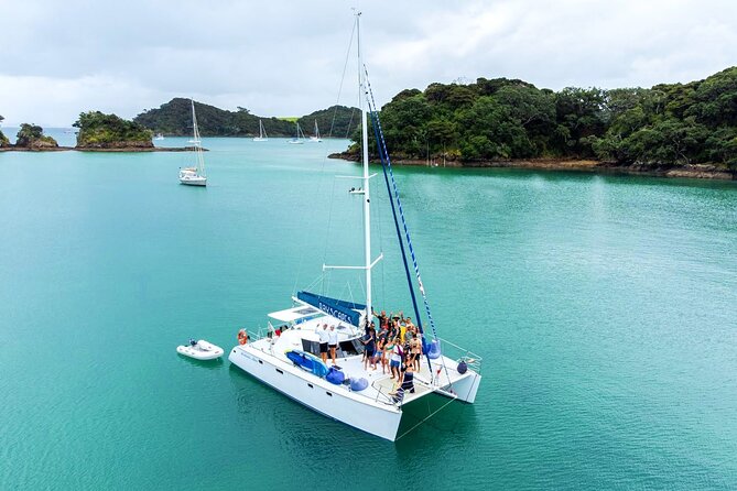 Day Sailing Catamaran Charter With Island Stop and Lunch - Additional Information