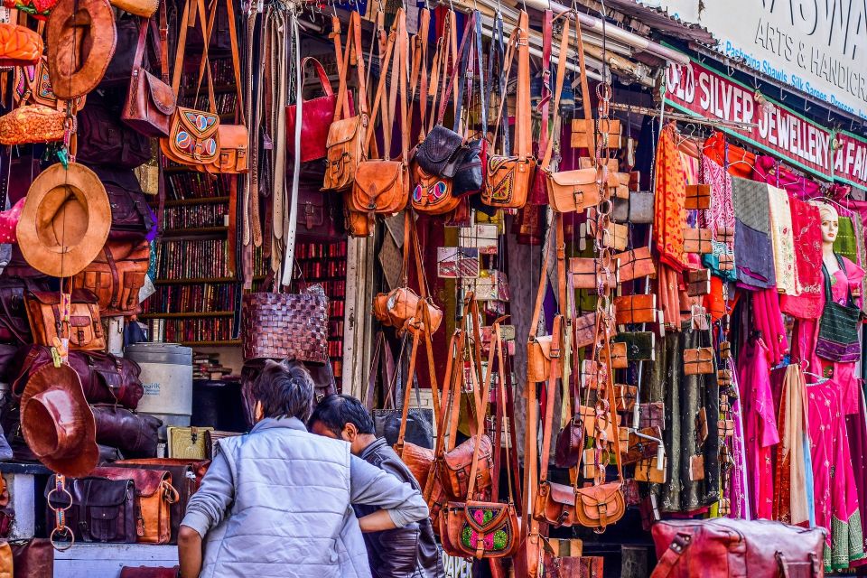 Delhi: Half Day Shopping Tour With Private Guide & Transfer - Market Visits and Shopping Opportunities