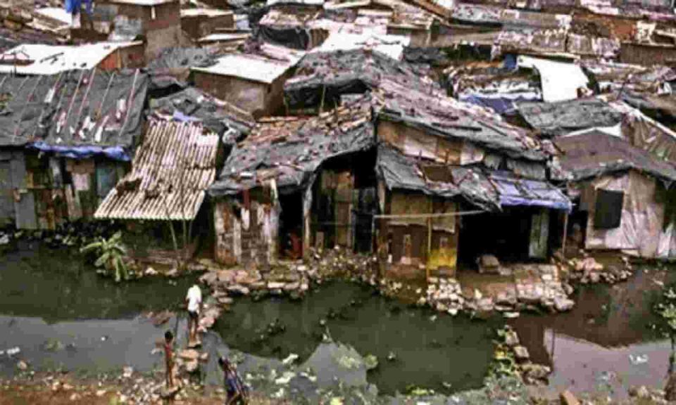 Delhi Half Day Slum Walking Tour With Guide - Inclusions and Amenities