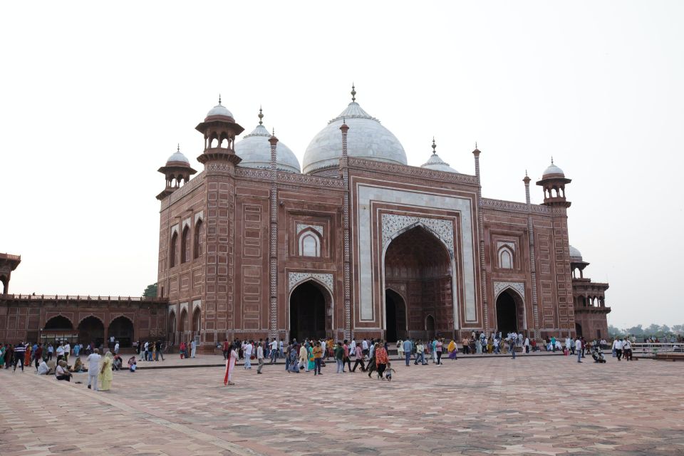 Delhi to Taj Mahal: Private Sunrise Day Trip With Transfers - Inclusions and Exclusions