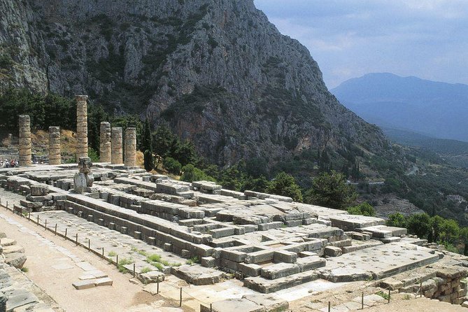 Delphi Full Tour , Hosios Loukas Monastery and Arachova Village Private Tour - Hosios Loukas Monastery Visit