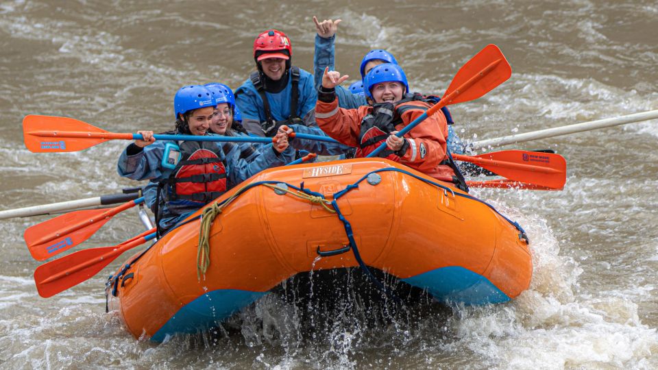 Denali, Alaska: Canyon Wave Raft Class III-IV Paddle/Oar - Trip Preparation