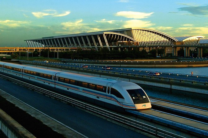 Departure Transfer by High-Speed Maglev Train: Hotel to Shanghai Pudong International Airport - Booking Information and Pricing