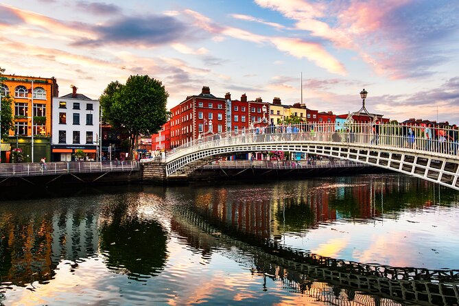 Dublin City Walking Tour, Vikings, St. Partick, Highlights - St. Patricks Cathedral Details