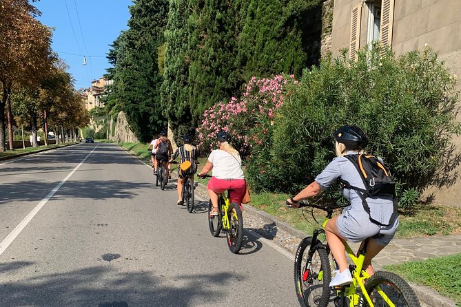 E-Bike Tour Bergamo - Common questions