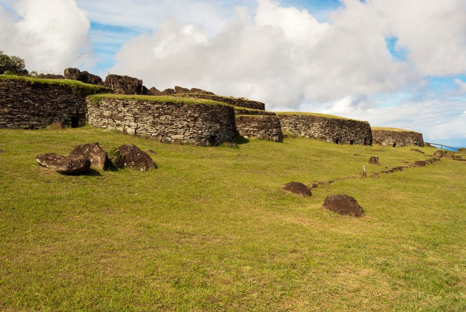 Easter Island: Private North & West Highlights Tour - Tour Itinerary