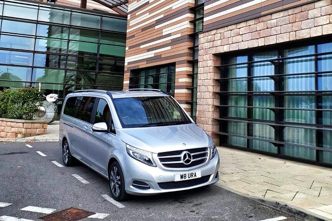 Edinburgh Airport (EDI) to Edinburgh Luxury Taxi Transfer - Group Size Options