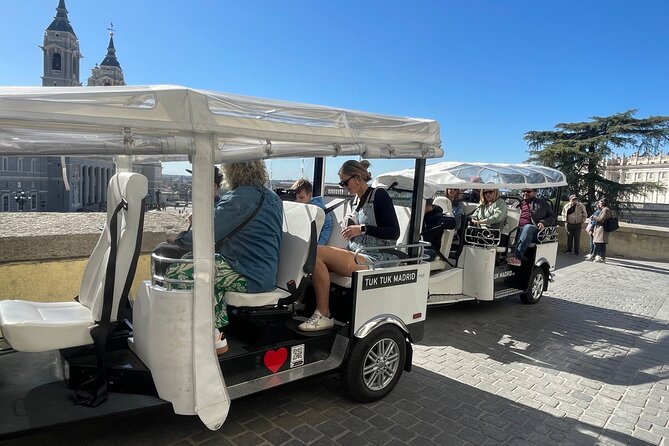 Electric Tuk-Tuk Tour of MODERN MADRID - Customer Satisfaction