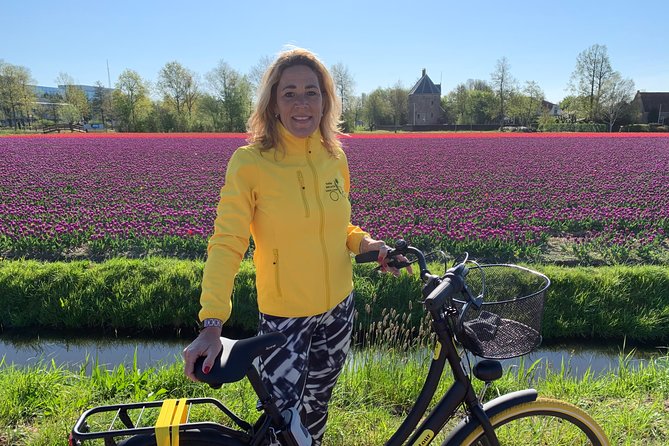 Enjoy the Tulip Fields by Bicycle With a Local Guide! Tulip Bike Tour! - Accessibility Services Available