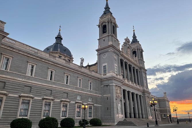 Essential Madrid at Morning: Prado Museum and Royal Palace - Unforgettable Madrid Morning Experience