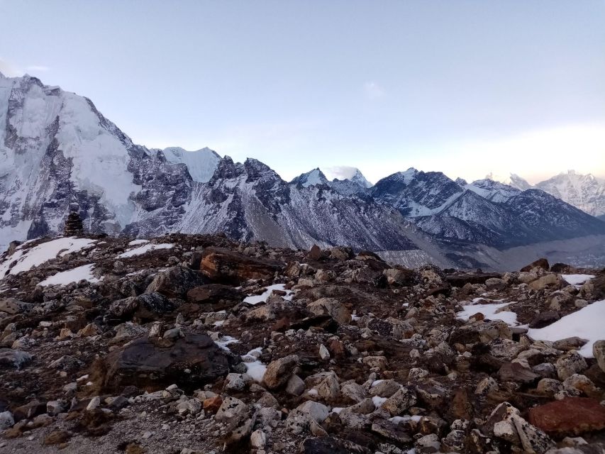 Everest Base Camp Trek With Gokyo Lake 15 Days - Visit Gokyo Lake