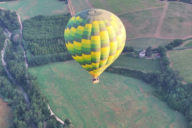 Experience the Magic of Tuscany From a Hot Air Balloon - Passenger Experience