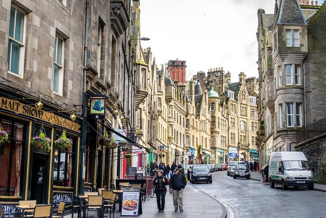 Explore an Amazing Edinburgh on a Private Walking Tour of the Old Town - Hidden Gems Revealed