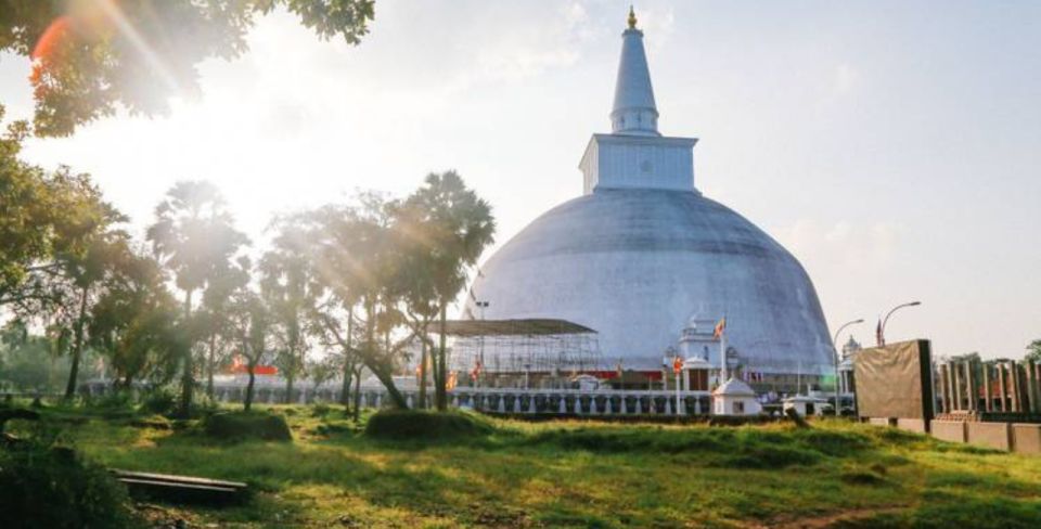 Exploring Sri Lanka's Cultural Heart in 5 Days - Day 4: Polonnaruwa Heritage Tour