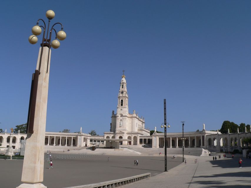 Fatima Sanctuary and Little Shepherds Village, 5H Tour - Highlights and Sacred Places Visited