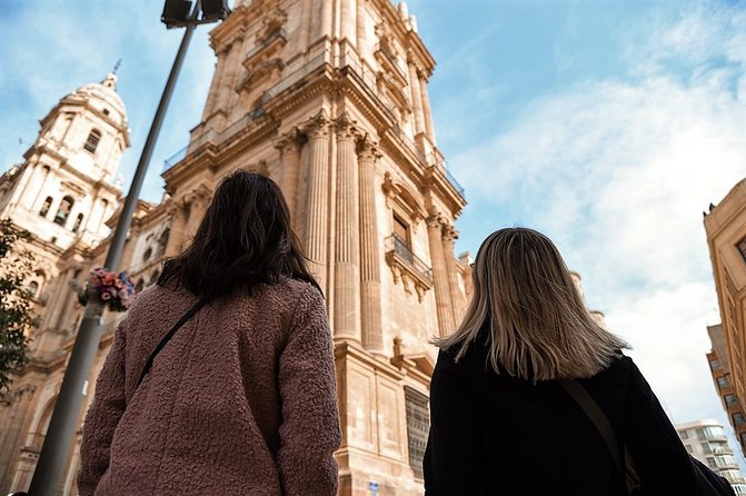 Flamenco, Tapas and Wine Tour: Best of Málaga in One Evening - Wine Tasting Sessions