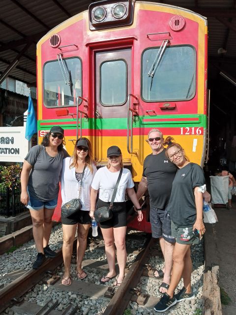 Floating Market and Railway Market With Local Train Ride - Additional Services for Tour Experience