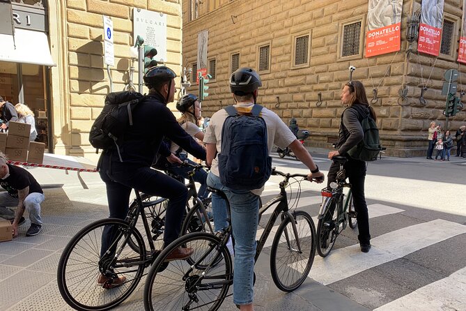 Florence by Bike: A Guided Tour of the City's Highlights - Oltarno Neighborhood Visit