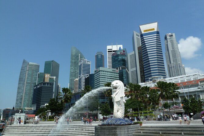 Follow the Money: a Self-Guided Audio Tour of Singapores Financial District - Common questions