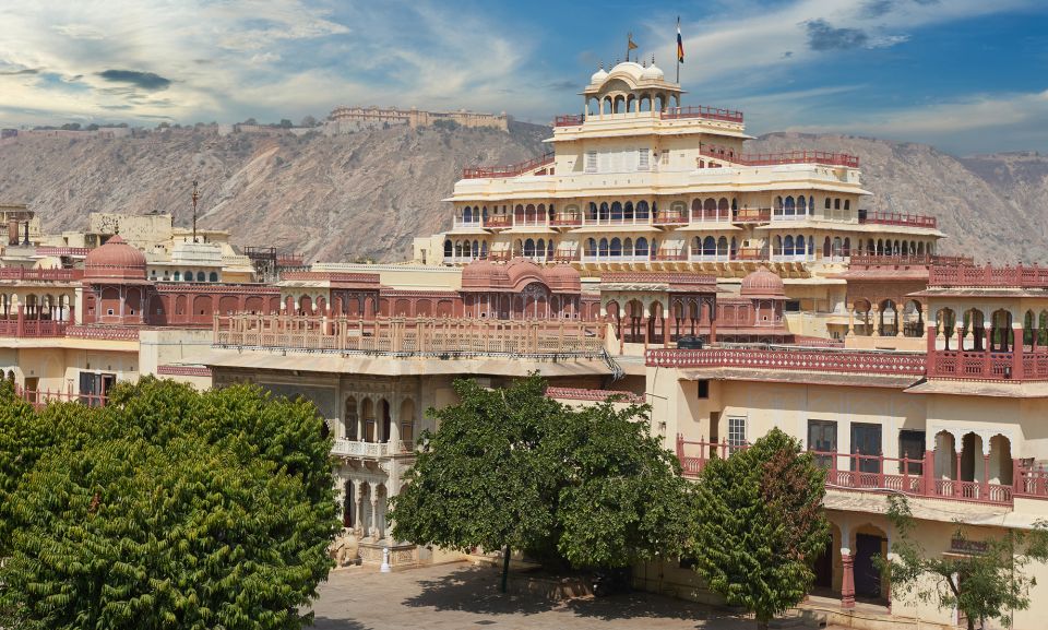 From Delhi: Private Jaipur Guided City Tour With Transfers - Visits to UNESCO-listed Sites