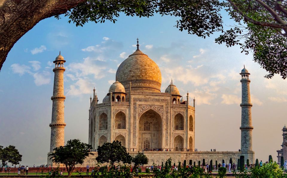 From Delhi: Sunrise Taj Mahal & Agra Private Day Trip By Car - Tour Guide Insights