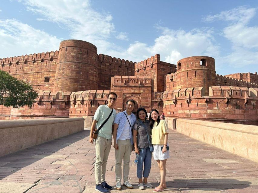 From Delhi: Taj Mahal, Agra Fort, Fatehpur Sikri 2-Day Tour - Exploring Fatehpur Sikri