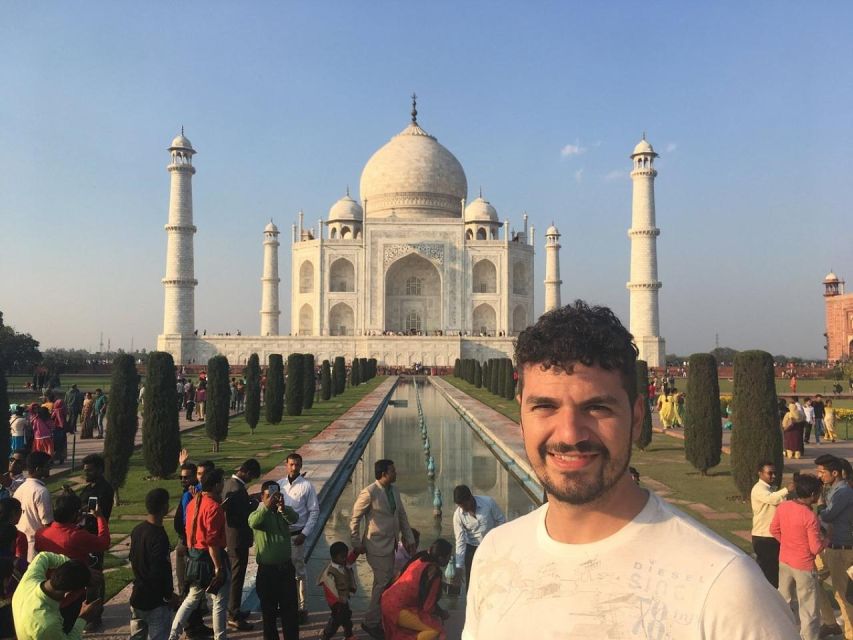 From Delhi: Taj Mahal, Agra Fort & Fatehpur Sikri Day Trip - Multilingual Guides Provided