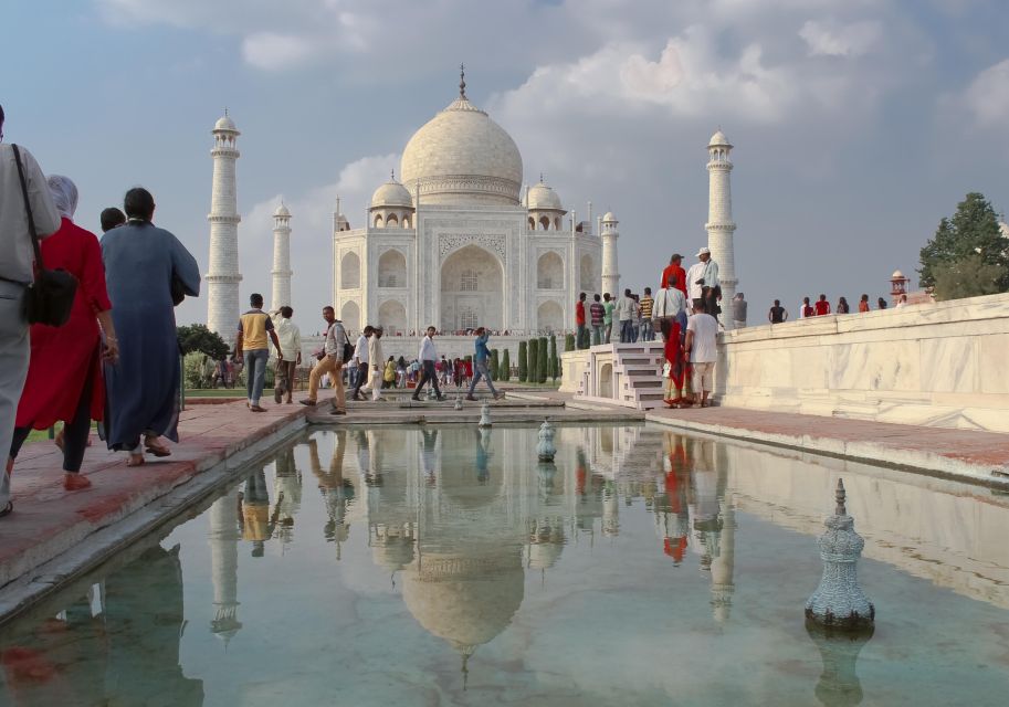 From Delhi: Taj Mahal Luxury Tour - Participant Information