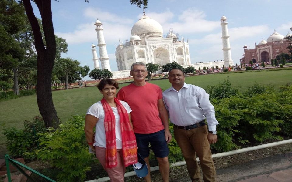 From Delhi: Taj Mahal Tour by Gatimaan Express Train - Inclusions