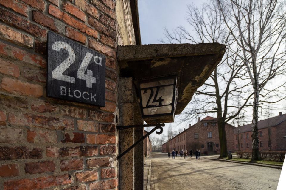 From Krakow: Auschwitz-Birkenau Full-Day Tour - Customer Reviews and Ratings