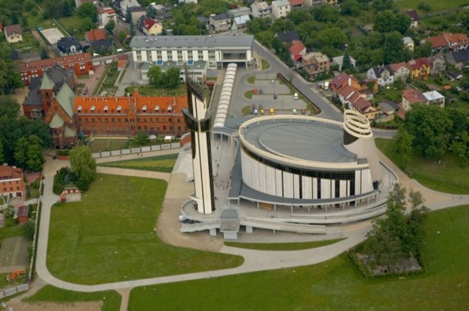 From Kraków: Częstochowa & Łagiewniki Pilgrim Sites Tour - Additional Information