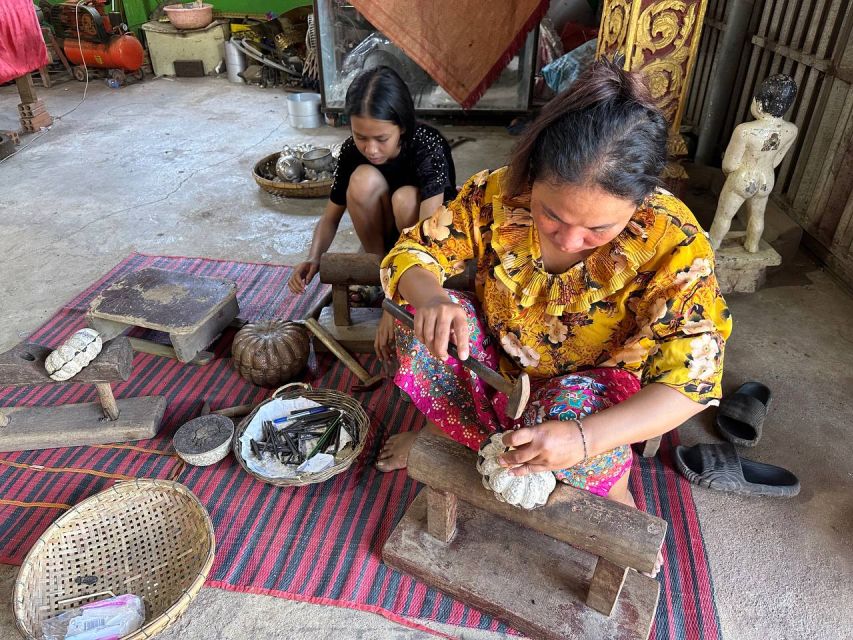 From Phnom Penh: Oudong Stupas & Silver Smith Village - Booking Information