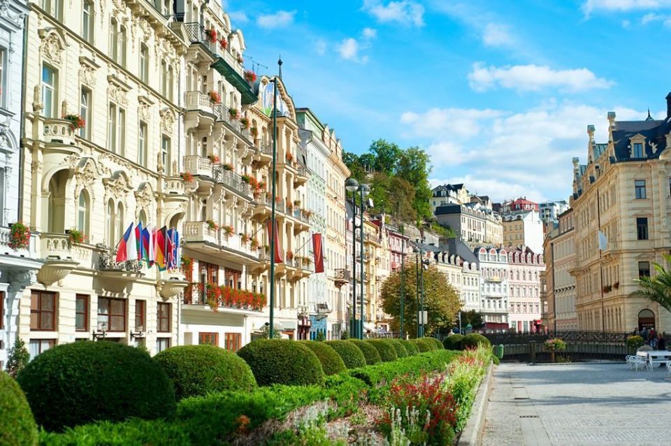 From Prague: Day Trip to Karlovy Vary With Spa House Visit - Additional Details and Location Information
