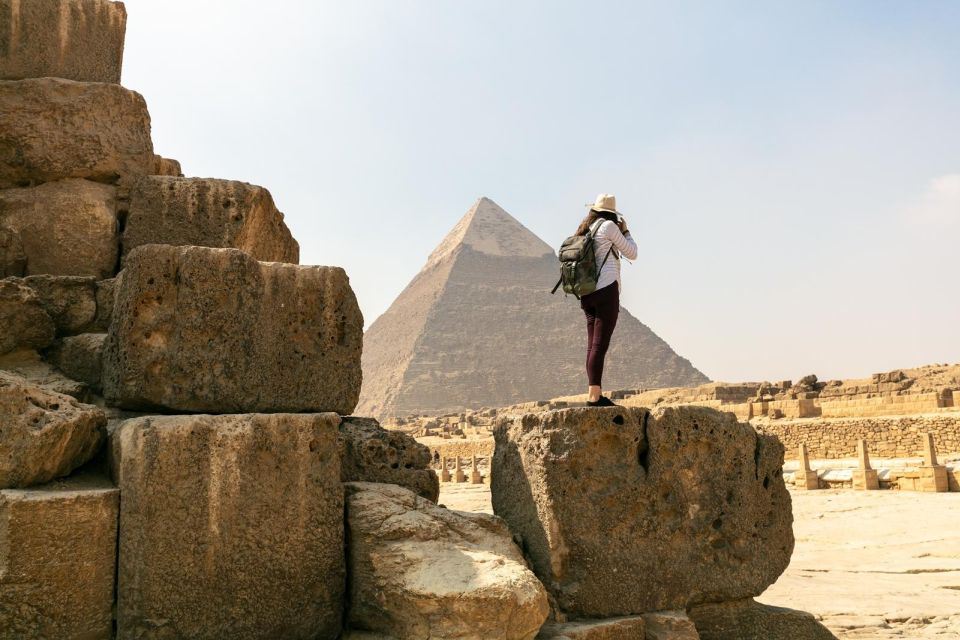 From Safaga/Soma Bay: Pyramids & Egyptian Museum Day Tour - Full Itinerary