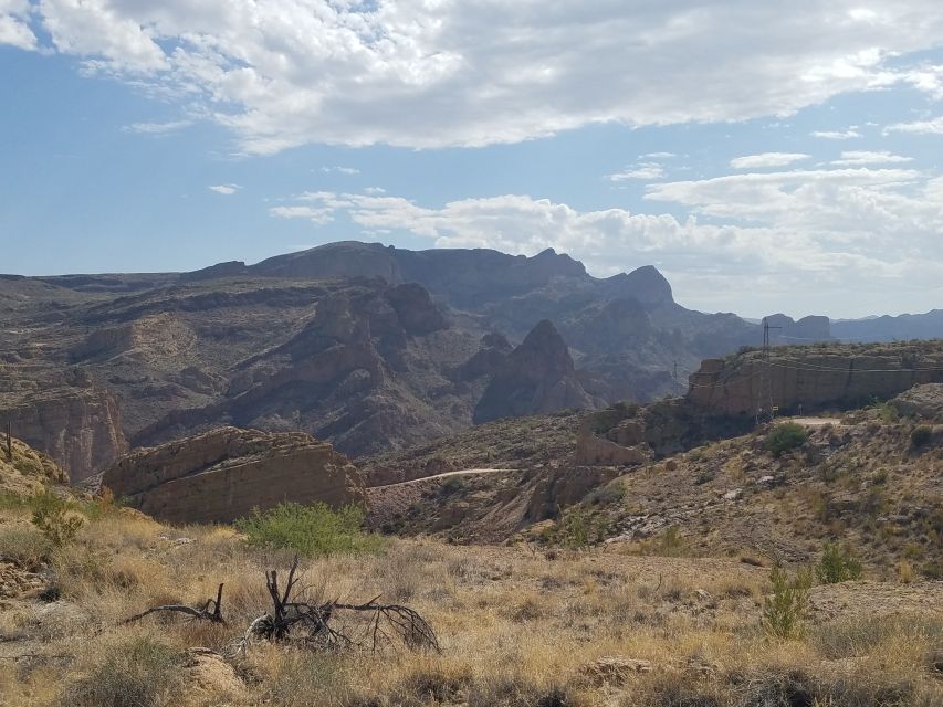 From Scottsdale/Phoenix: Apache Trail Day Tour - Knowledge Enrichment