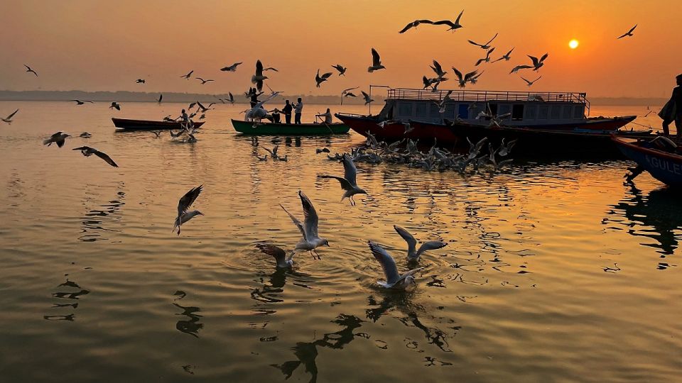 From Varanasi: Morning in Banaras Tour - Boat Ride Exploration
