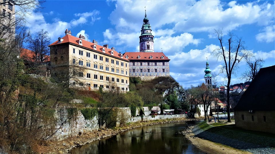 From Vienna: Cesky Krumlov Small Group Day Trip - Activity Highlights and Sightseeing Stops