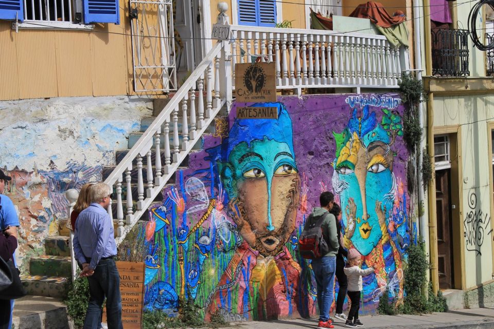 Full Colors: Valparaíso and Viña Del Mar - Meeting Points