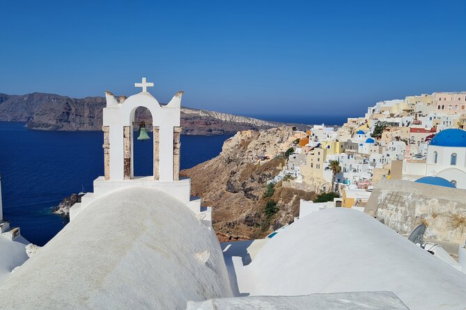 Full-Day Private Tour of Santorini Caldera & The Most Famous Sightseeing - Guide Qualities and Expertise