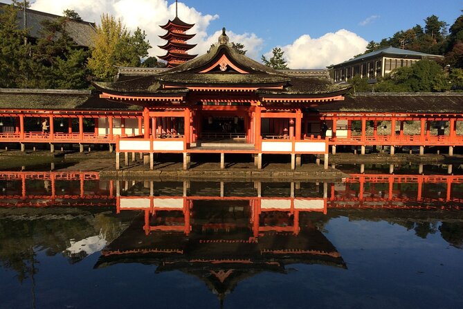 Full Day Tour in Hiroshima and Miyajima - Itsukushima Shrine