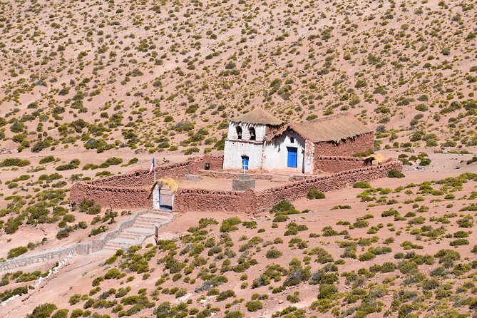 Full Day Tour to Geyser Del Tatio, Vado Putana and Machuca - Guide Expertise and Information