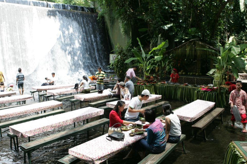 Full Day Tour Villa Escudero Plantation - Location Details