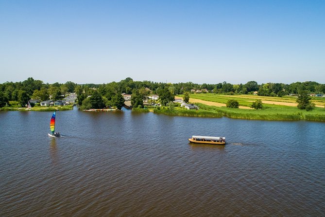 Giethoorn and Afsluitdijk Day Trip From Amsterdam With Boat Trip - Tour Experience Insights