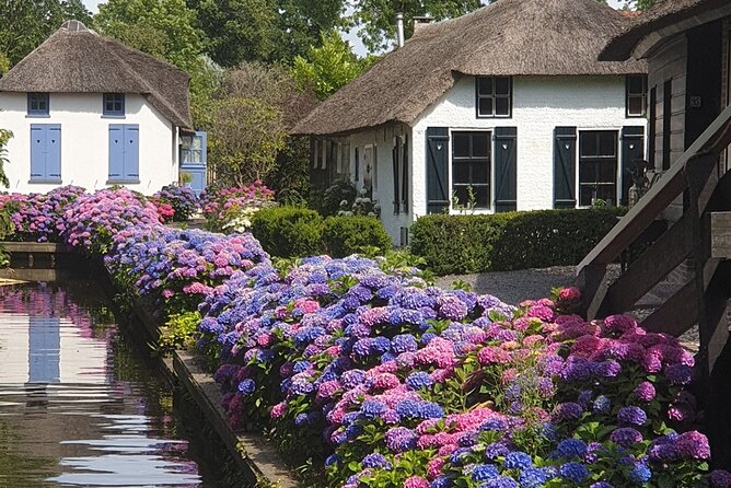 Giethoorn and Zaanse Schans Trip From Amsterdam With Boat Tour - Additional Information and Resources