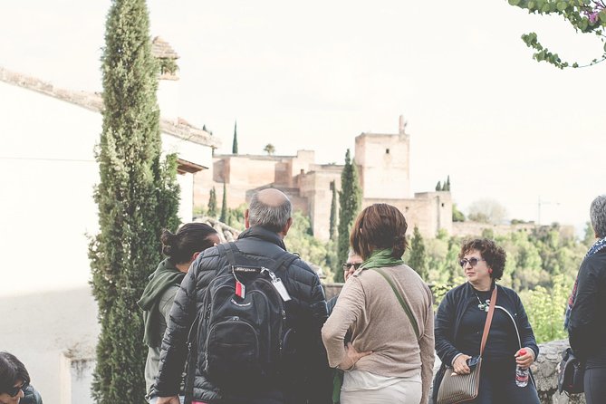 Golden Hour in Granada: Sunset Walking Tour With Play Granada - Future Opportunities and Company Response