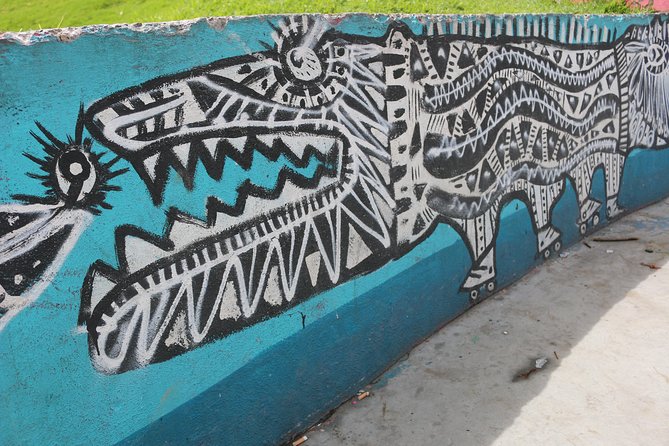Graffiti Tour in La Candelaria Bogotá With Transportation - Common questions