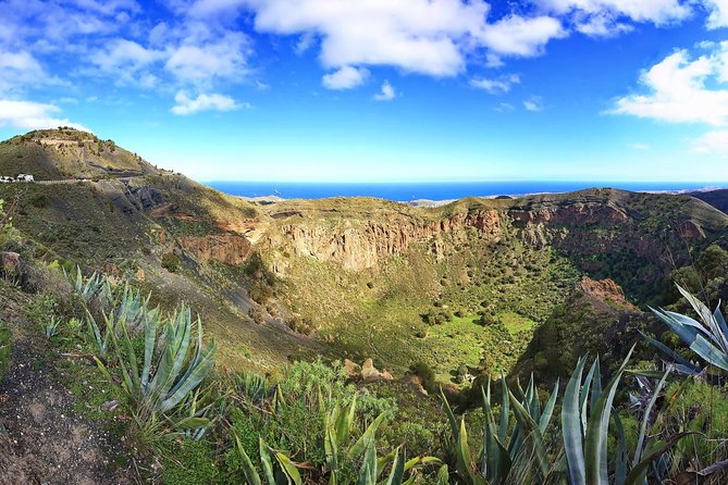 Gran Canaria Peaks Full-Day Tour From Las Palmas - Weather Awareness and Emergency Contacts