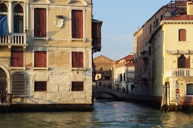 Grand Canal Boat Tour and Murano Glass Experience With Hotel Pick up - Pricing Information