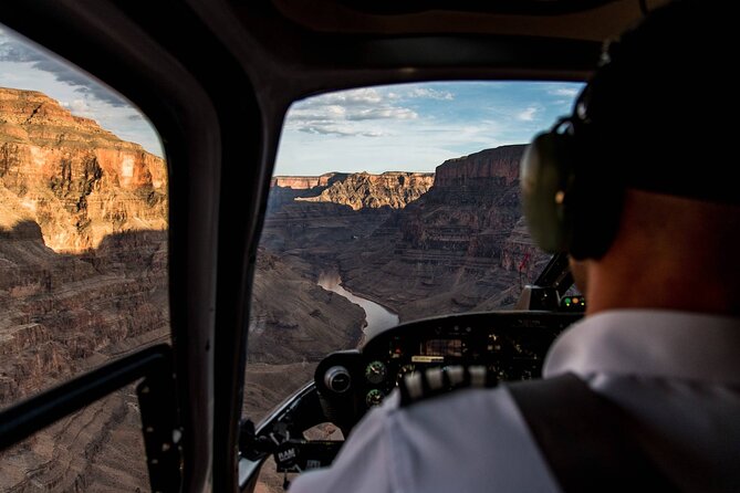 Grand Canyon West Rim Luxury Helicopter Tour - Pilot Reviews